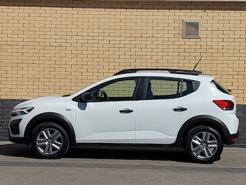 Used Dacia Sandero Stepway 2023 for sale - 78163981: Photo