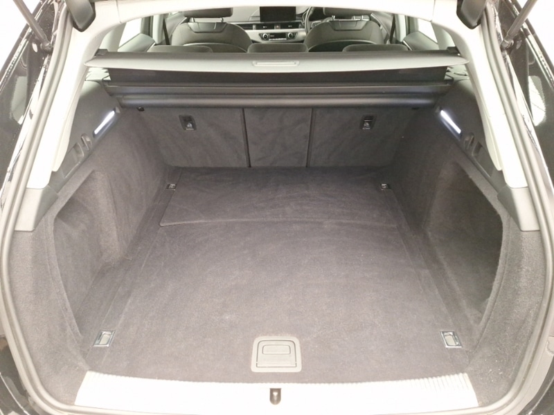 Used Audi A4 2021 for sale - 76567336: Photo 8