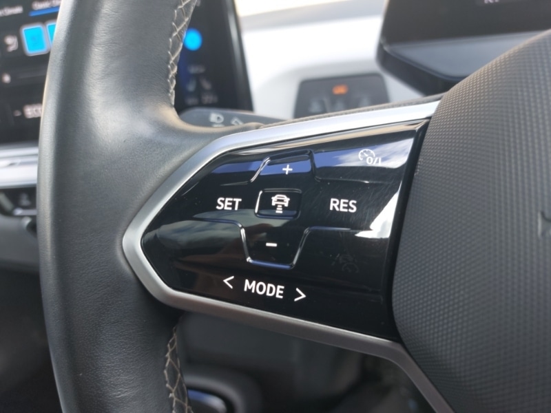 Used Volkswagen ID.3 2023 for sale - 77815800: Photo 16