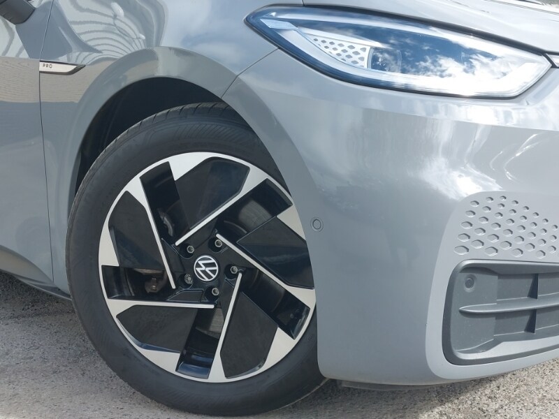 Used Volkswagen ID.3 2023 for sale - 77815800: Photo 9