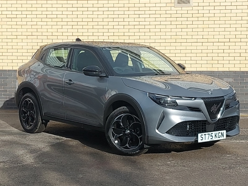 Used Alfa Romeo Junior 2025 for sale - 76369810: Photo 1