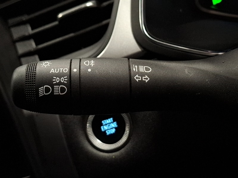 Used Renault Captur 2023 for sale - 77995701: Photo 17