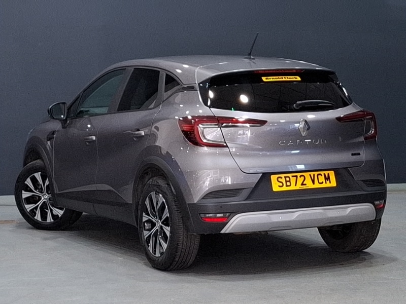 Used Renault Captur 2023 for sale - 77995701: Photo 3