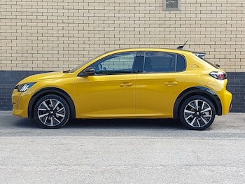 Used Peugeot 208 2022 for sale - 75526102: Photo