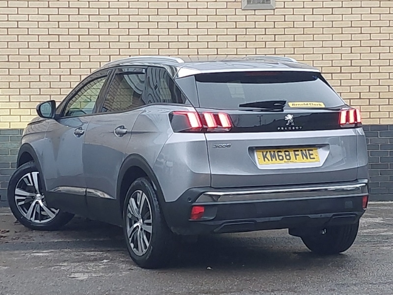 Used Peugeot 3008 2018 for sale - 77596274: Photo 3