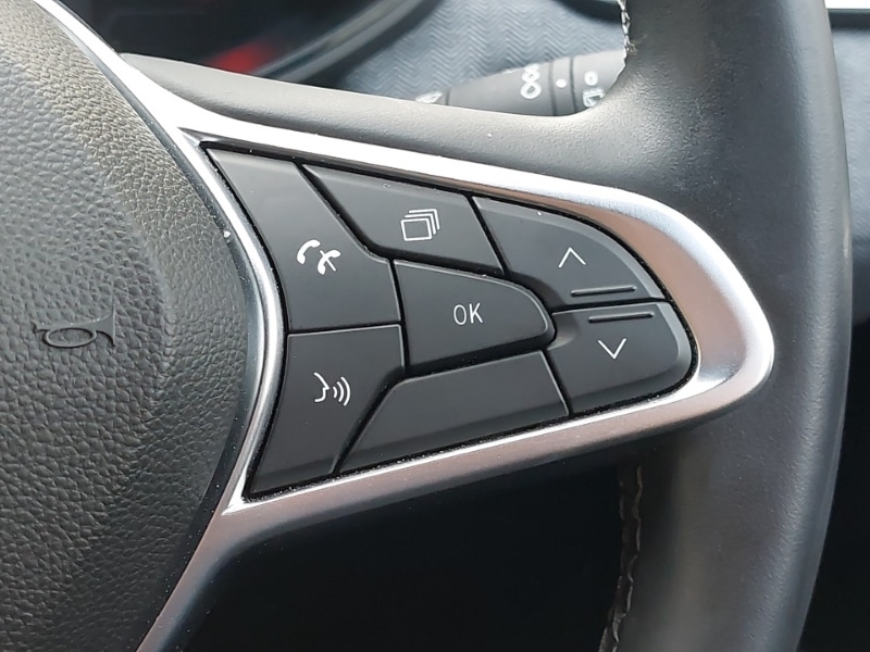 Used Renault Clio 2024 for sale - 77265673: Photo 18