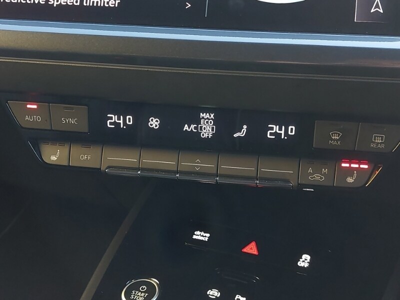 Used Audi Q4 e-tron 2025 for sale - 76392962: Photo 15