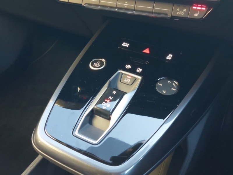 Used Audi Q4 e-tron 2025 for sale - 76392962: Photo 16