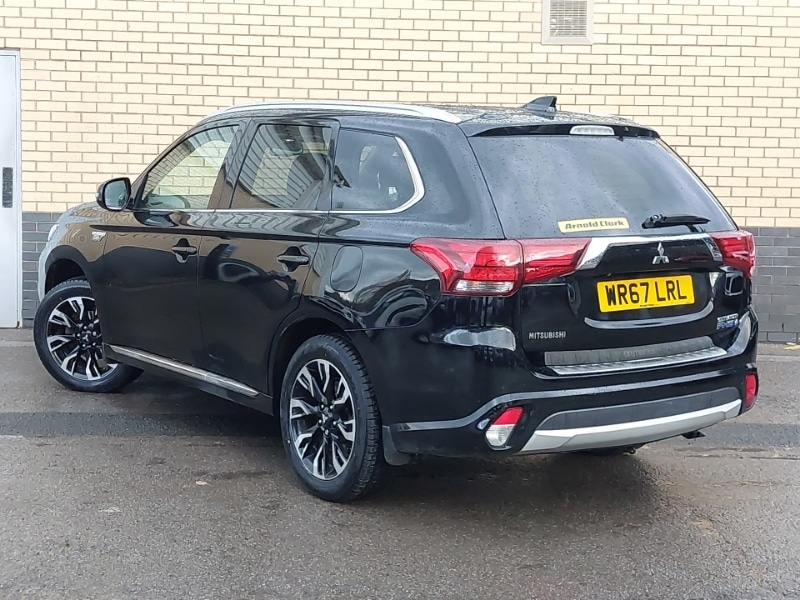 Used Mitsubishi Outlander 2017 for sale - 77299621: Photo 3