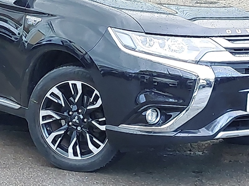 Used Mitsubishi Outlander 2017 for sale - 77299621: Photo 9