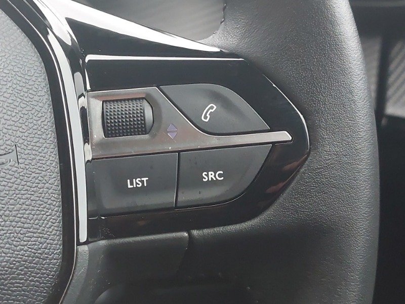 Used Peugeot 208 2023 for sale - 76471730: Photo 18