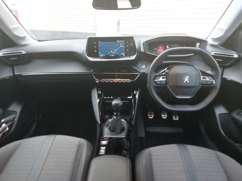 Used Peugeot 208 2023 for sale - 76471730: Photo 2