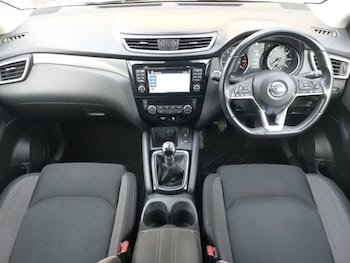 Used Nissan Qashqai 2018 for sale - 77635962: Photo