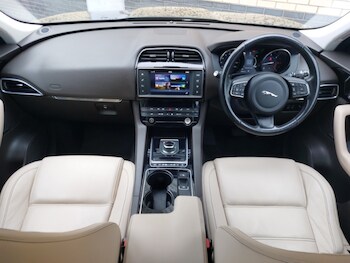 Used Jaguar F-Pace 2017 for sale - 78411140: Photo