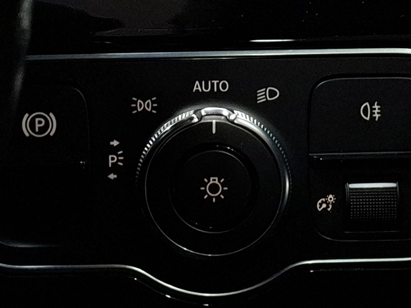 Used Mercedes-Benz A-Class 2018 for sale - 77308001: Photo 19