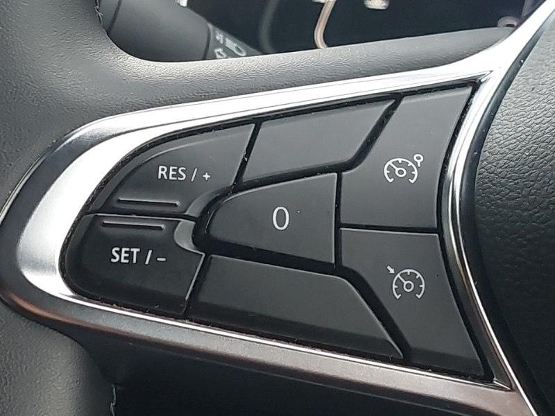 Used Renault Captur 2021 for sale - 76465478: Photo 17