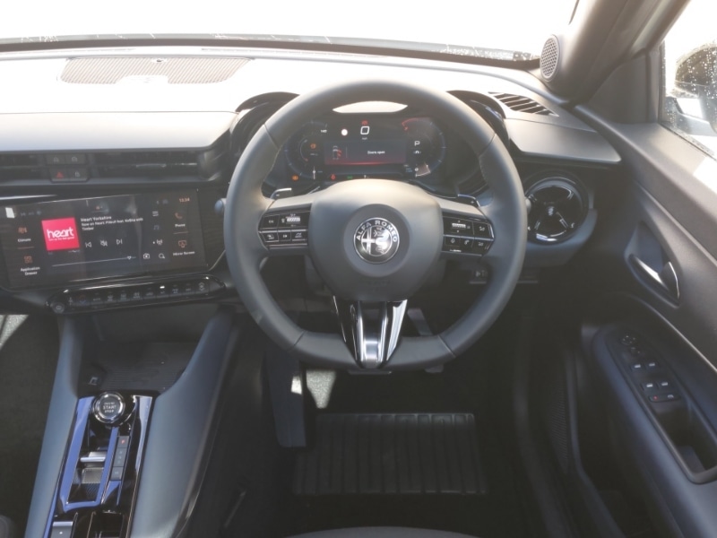 Used Alfa Romeo Junior 2025 for sale - 76543264: Photo 7