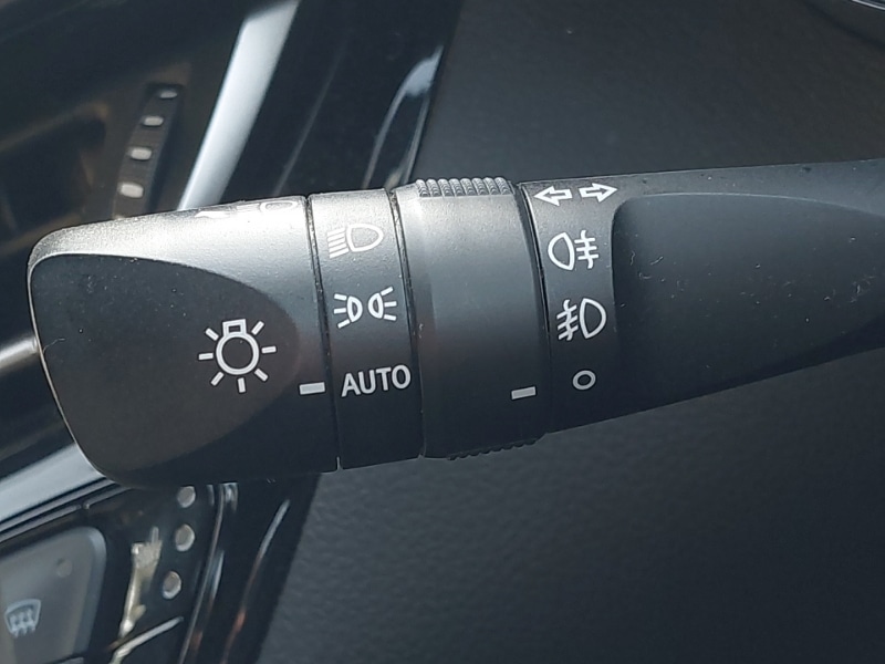 Used Toyota C-HR 2018 for sale - 78163974: Photo 18