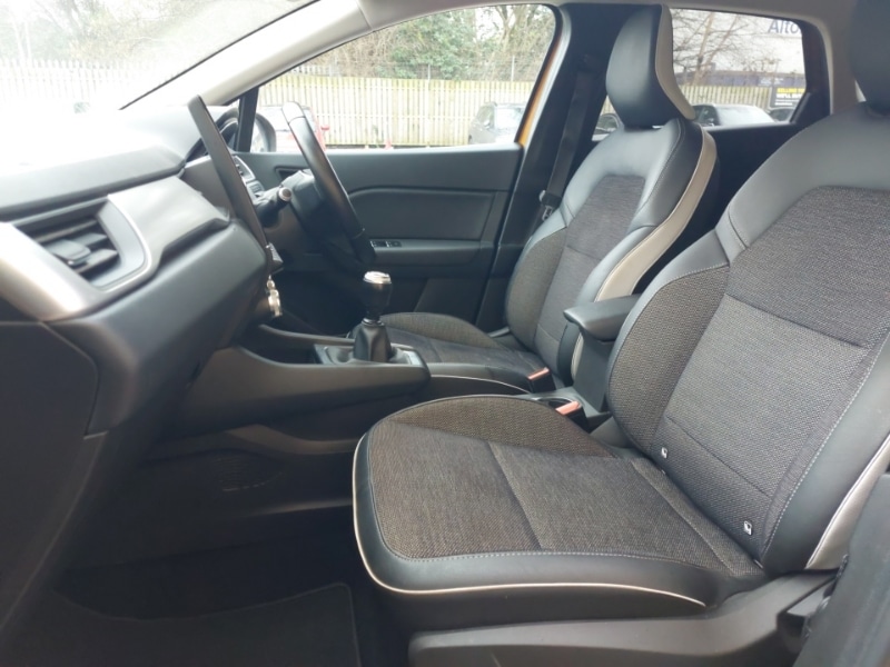 Used Renault Captur 2021 for sale - 77721907: Photo 5