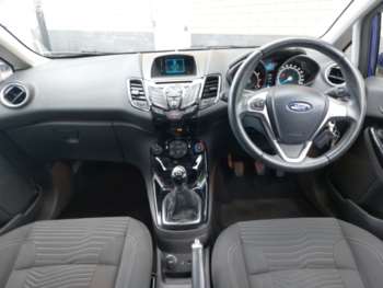 Used Ford Fiesta 2015 for sale - 75120180: Photo