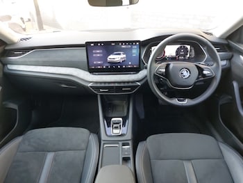 Used Skoda Octavia 2024 for sale - 75882416: Photo