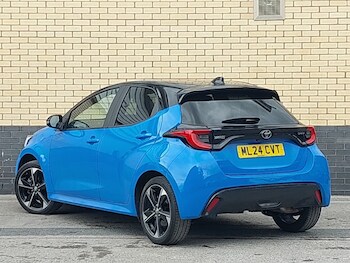 Used Toyota Yaris 2024 for sale - 78642741: Photo