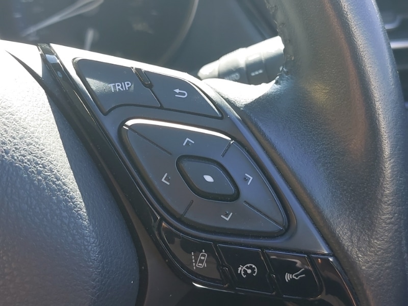 Used Toyota C-HR 2023 for sale - 78146879: Photo 13