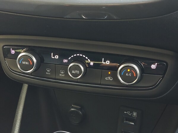 Used Vauxhall Crossland 2022 for sale - 75695372: Photo 15