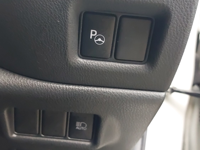 Used Toyota C-HR 2019 for sale - 76478927: Photo 18