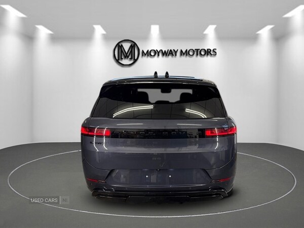 Used Land Rover Range Rover Sport 2024 for sale - 76061148: Photo 13