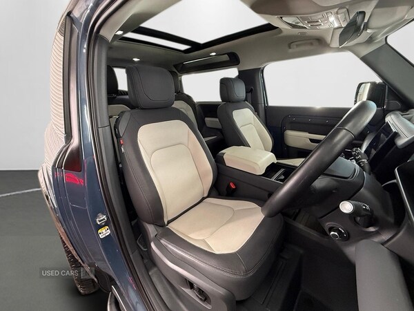 Used Land Rover Defender 2024 for sale - 76927241: Photo 14