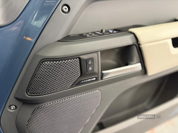 Used Land Rover Defender 2024 for sale - 76927241: Photo 25