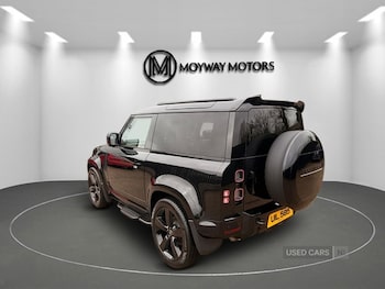 Used Land Rover Defender 2025 for sale - 79039593: Photo