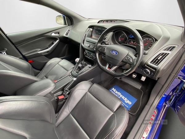 Used Ford Focus 2015 for sale - 77280229: Photo 11