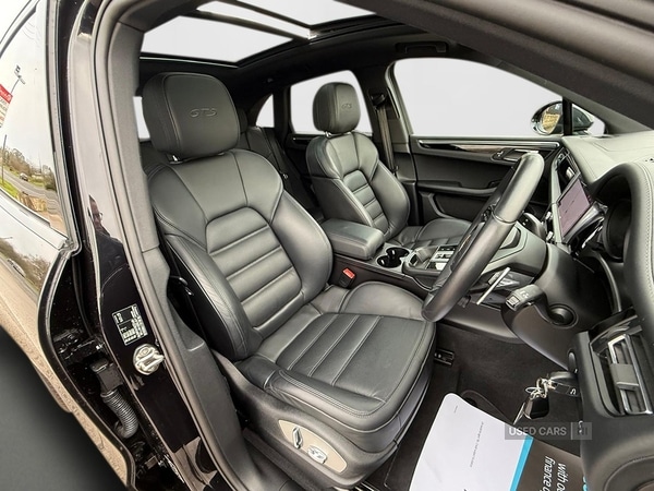 Used Porsche Macan 2022 for sale - 76562857: Photo 11