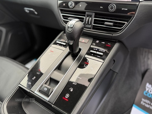 Used Porsche Macan 2022 for sale - 76562857: Photo 21