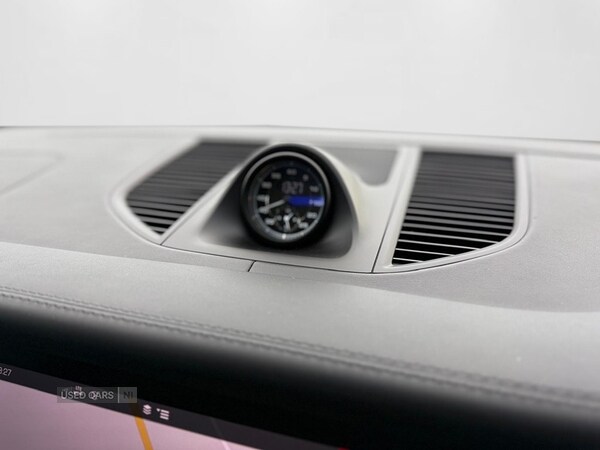 Used Porsche Macan 2022 for sale - 76562857: Photo 26