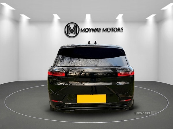 Used Land Rover Range Rover Sport 2024 for sale - 77017624: Photo 10