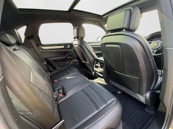 Used Porsche Cayenne 2020 for sale - 75929182: Photo 16