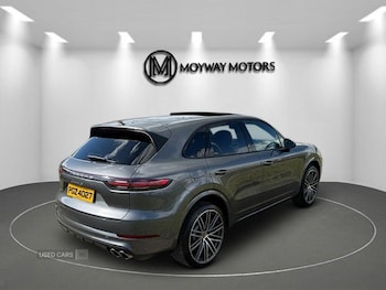 Used Porsche Cayenne 2020 for sale - 75929182: Photo