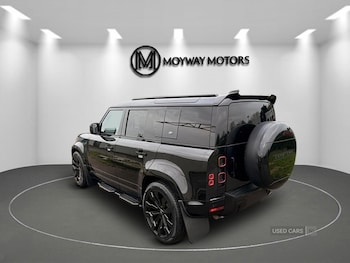 Used Land Rover Defender 2023 for sale - 76887767: Photo