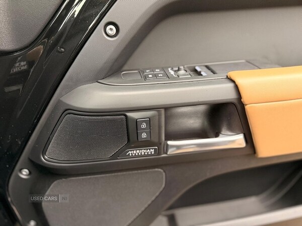 Used Land Rover Defender 2025 for sale - 77884189: Photo 22