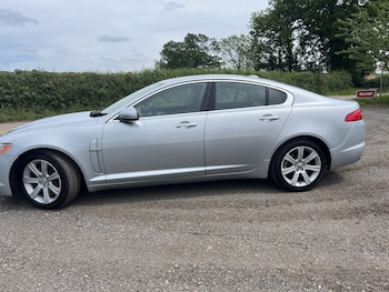 Used Jaguar XF 2010 for sale - 79193568: Photo