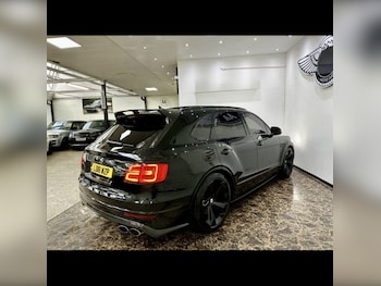 Used Bentley Bentayga 2018 for sale - 78345755: Photo