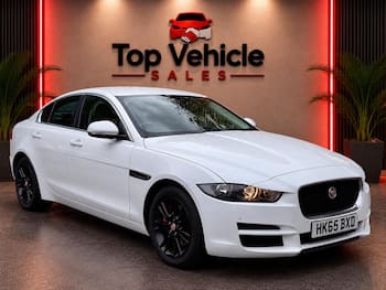 Used Jaguar XE 2015 for sale - 79785585: Photo