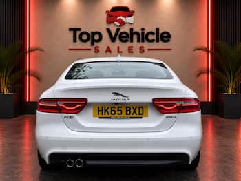 Used Jaguar XE 2015 for sale - 79785585: Photo