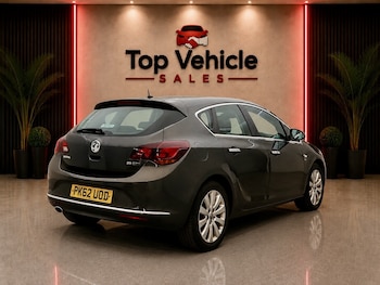 Used Vauxhall Astra 2012 for sale - 79320378: Photo