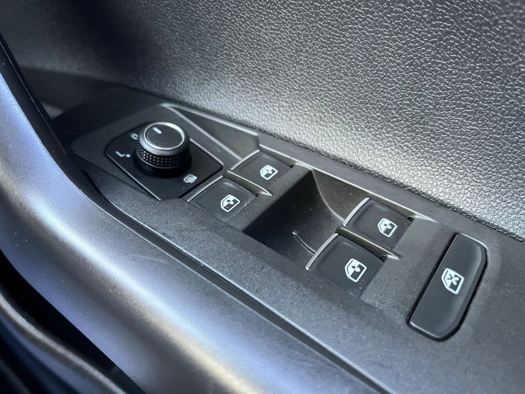 Used Volkswagen Polo 2018 for sale - 76934477: Photo 4