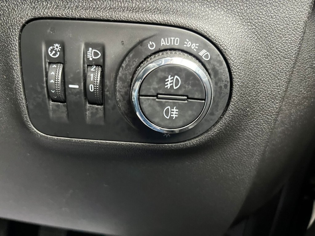 Used Vauxhall Corsa 2018 for sale - 77642424: Photo 35