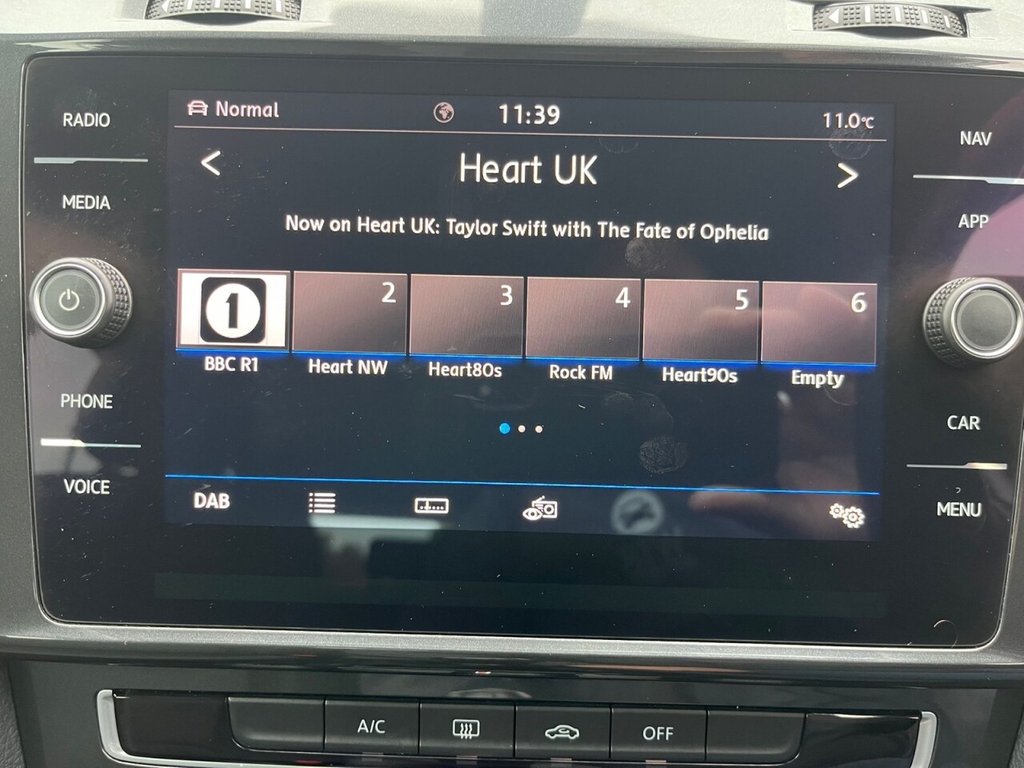 Used Volkswagen Golf 2018 for sale - 76235634: Photo 31